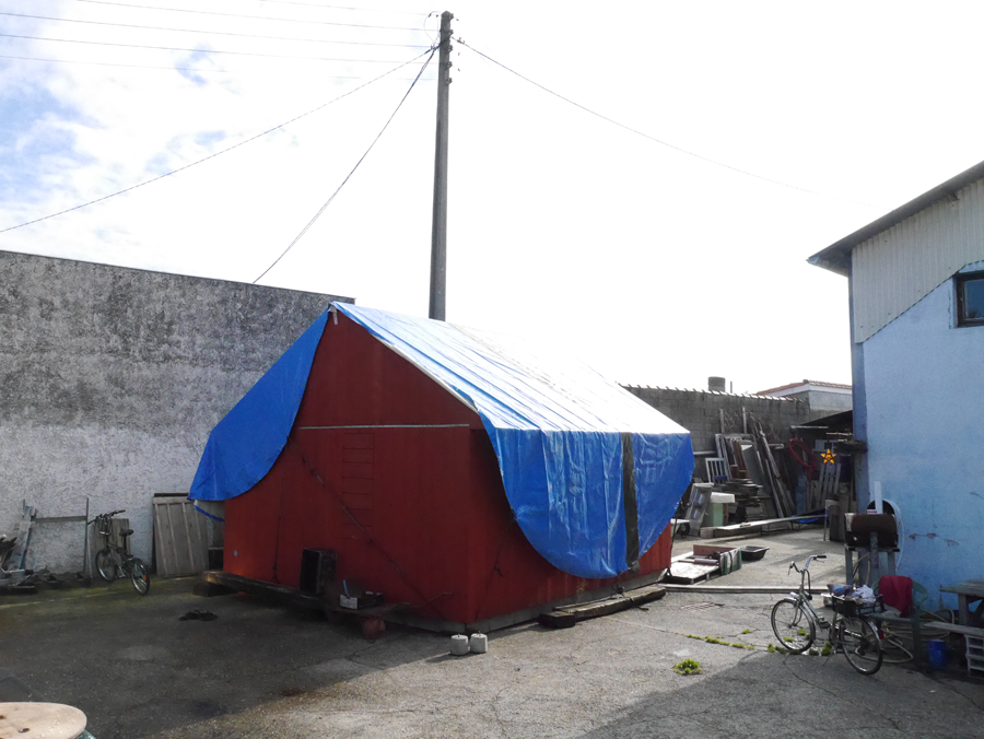 Le manuel de la cabane rouge
